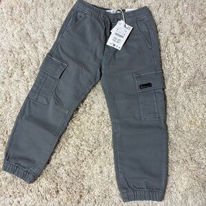 NWT - kids cargo joggers